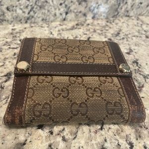 Authentic Brown Gucci wallet